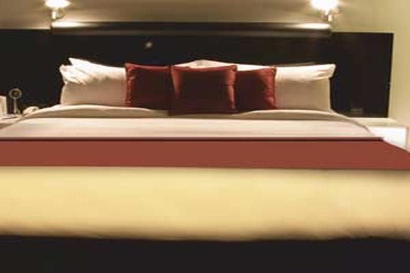 Hotel Siesta Hinjewadi ปูเน่ ภายนอก รูปภาพ