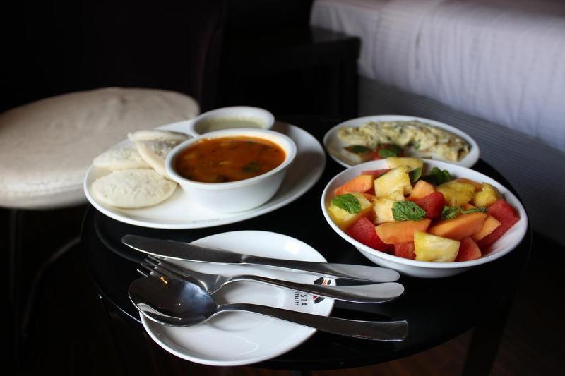 Hotel Siesta Hinjewadi ปูเน่ ภายนอก รูปภาพ